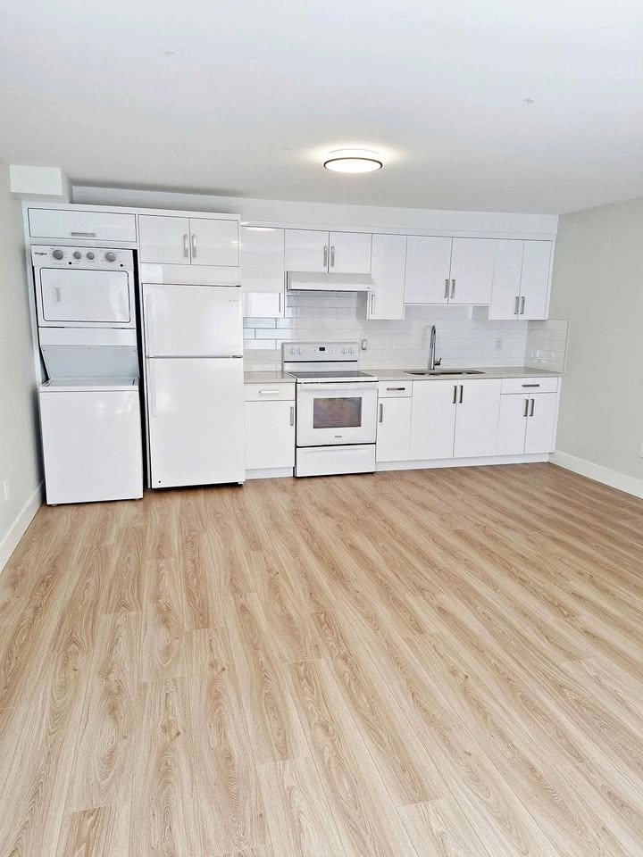 2 Beds 1 Bath - House