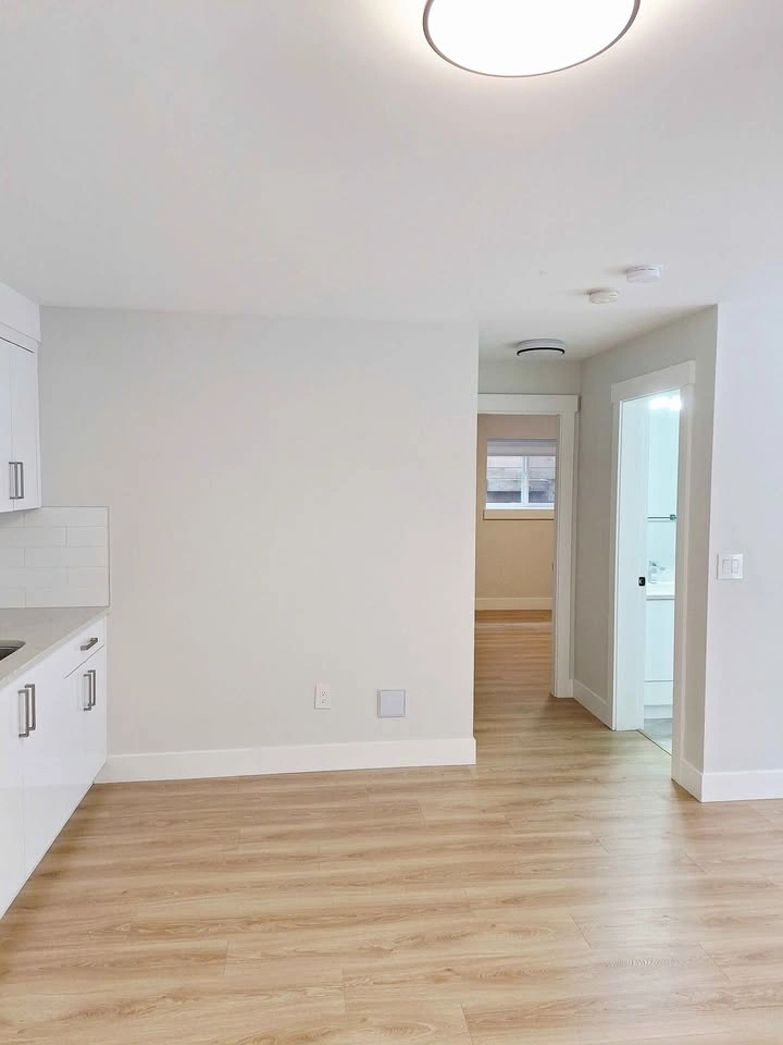 2 Beds 1 Bath - House - photo 4