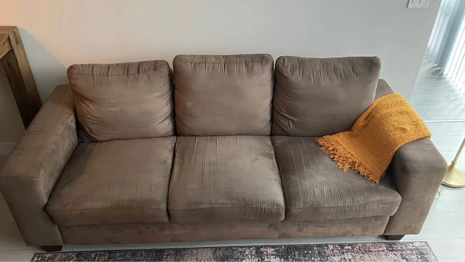 Couch in good condition - photo 2