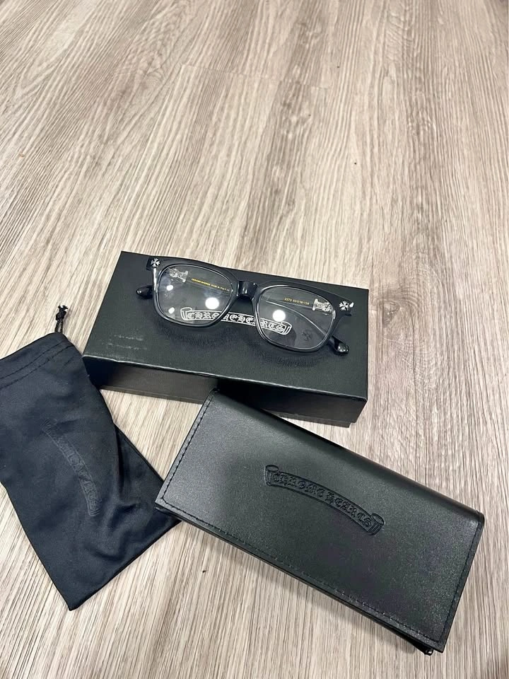Chrome Hearts (blue light)