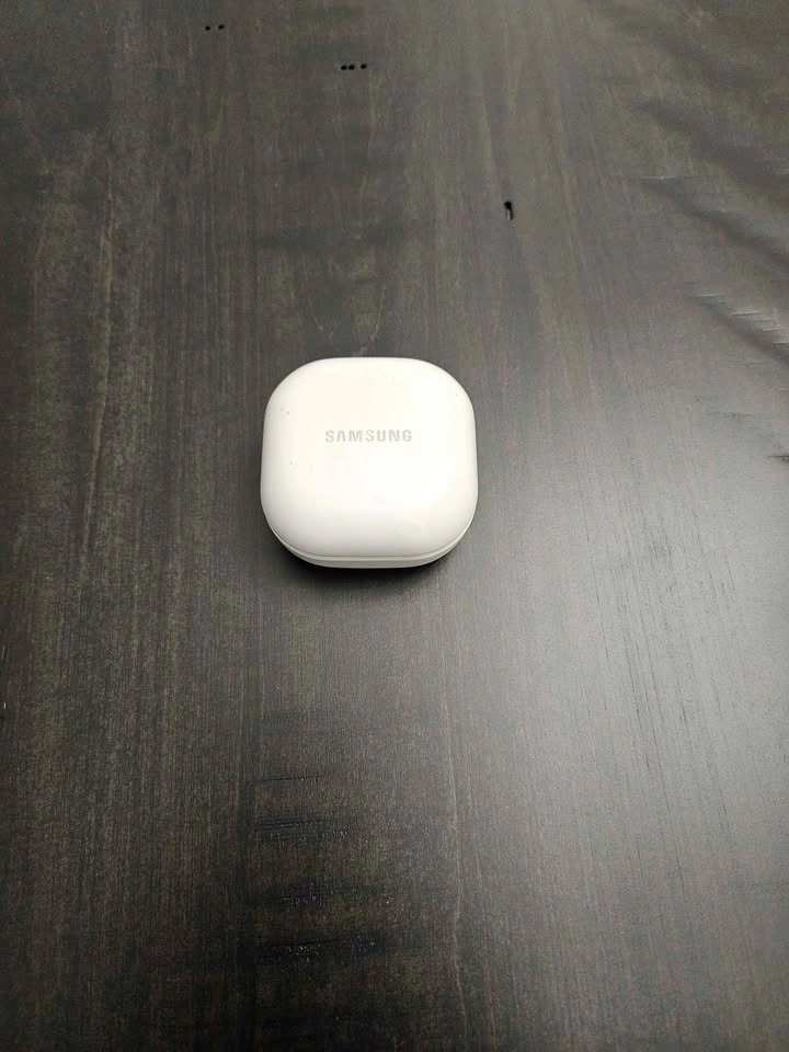 Samsung Galaxy Buds FE - photo 2