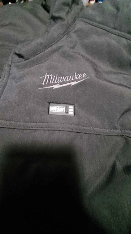 Milwaukee M12 AXIS Heated Vest - Brand New/Never Worn - photo 5