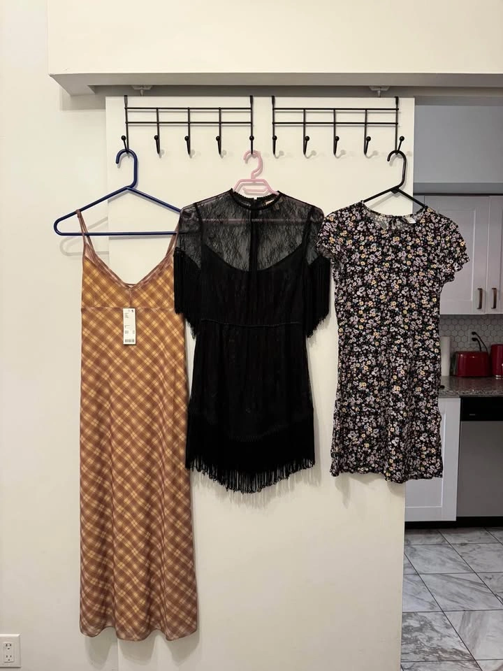 Women’s Dresses - photo 2