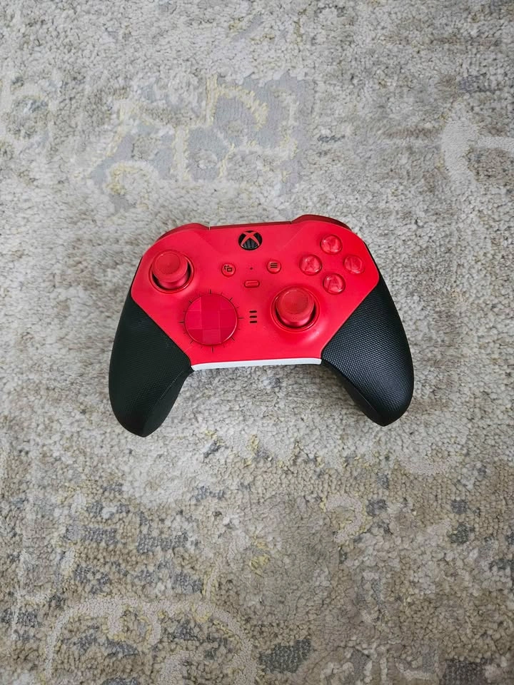 Xbox Elite series 2 controller - photo 2