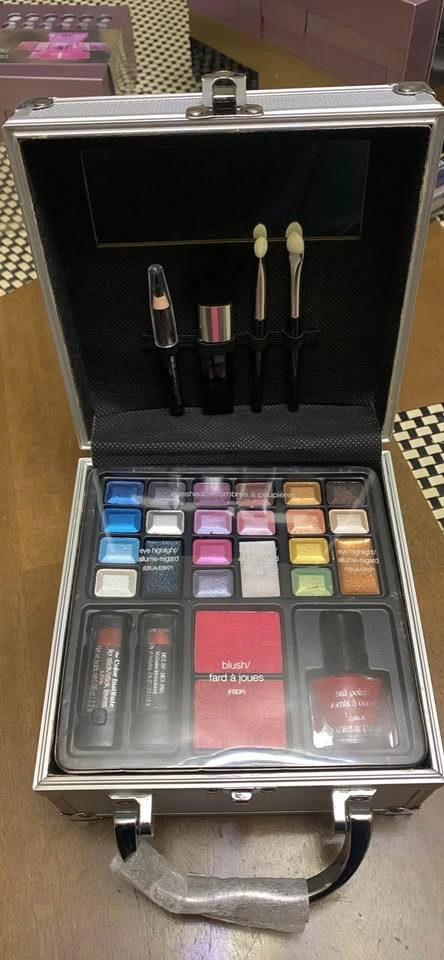The Color Institute Makeup Kit in Silver Vanity Case - photo 2