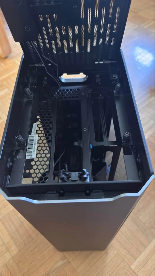 Phanteks Evolv Shift Case ITX - photo 3