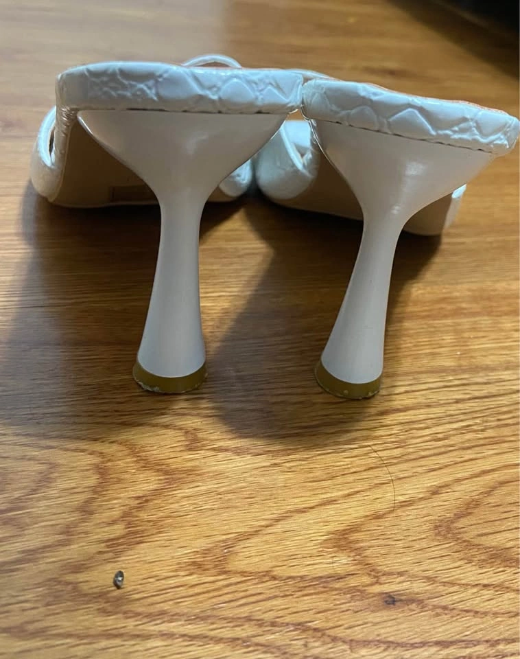 women heels - photo 3