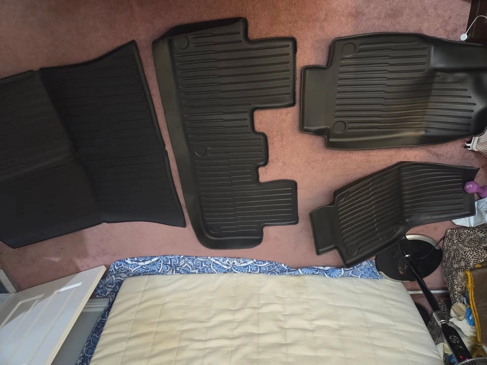 RUTU Custom Fit Floor Mats for Tesla Model Y 2026 Juniper - photo 4
