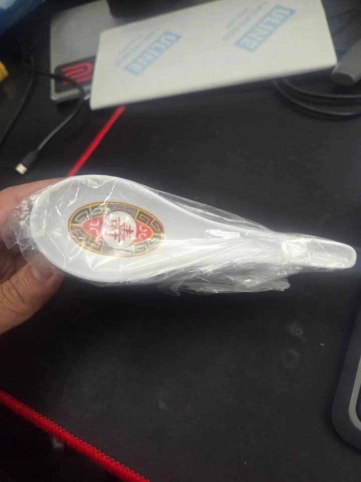 white Chinese melamine soup spoons (10) - photo 2