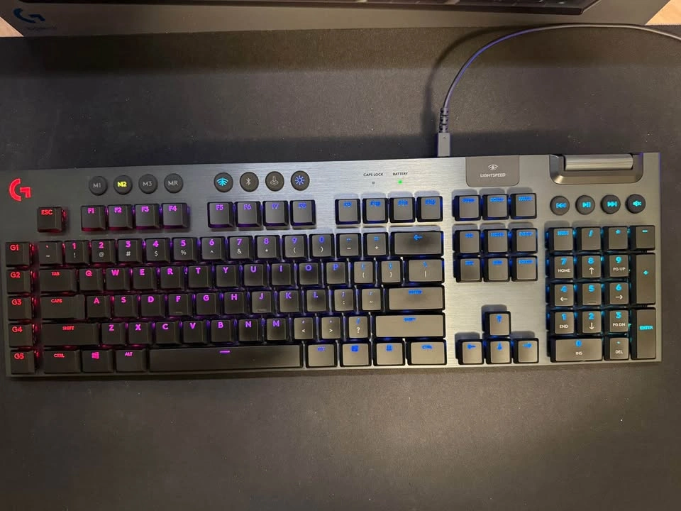 Logitech G915 Wireless Keyboard - photo 2