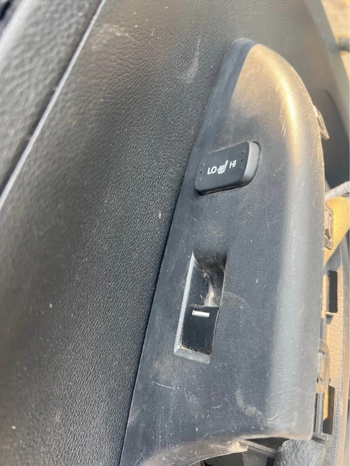 Accord rear left door parts - photo 3