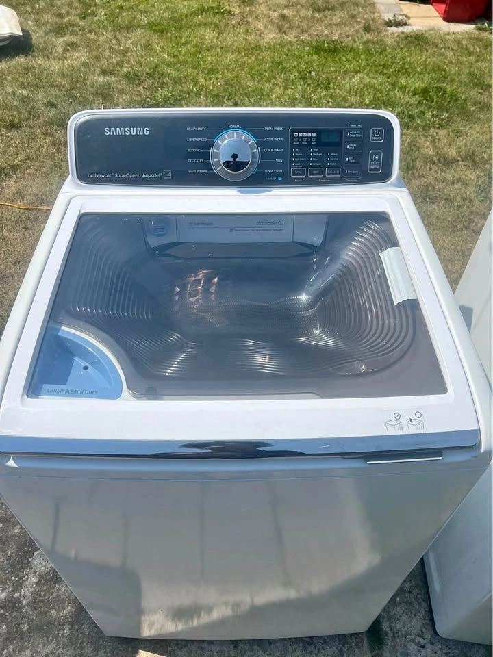 Working washing machine
