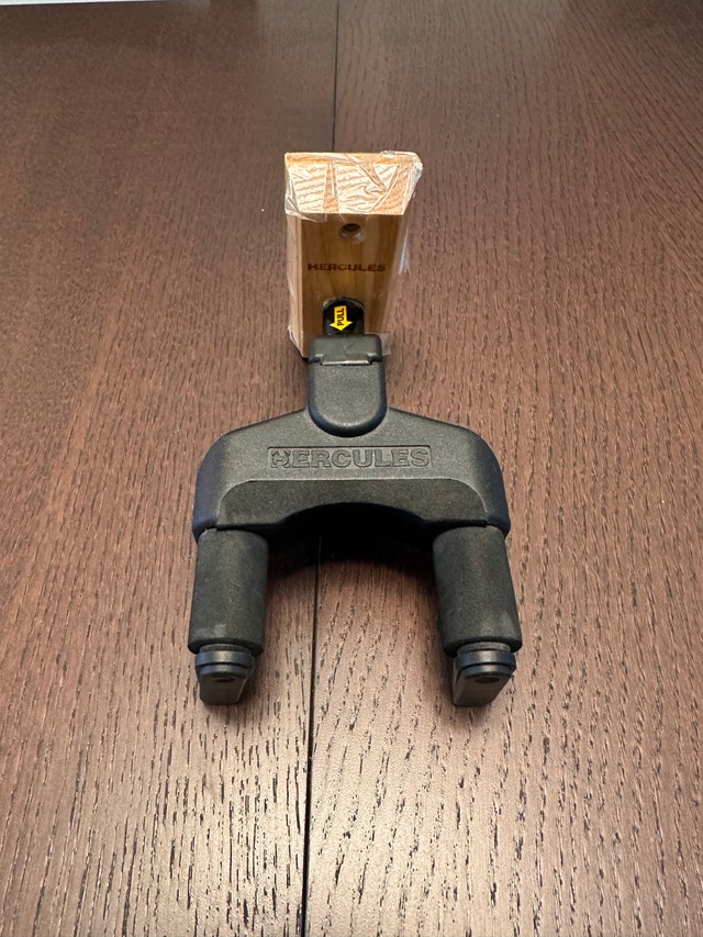 Hercules Guitar Wall Mount