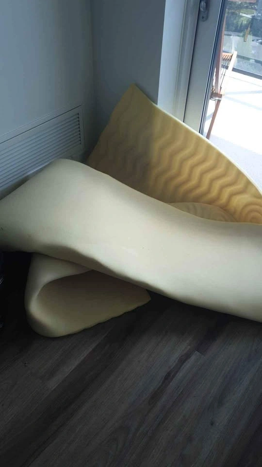 Mattress Queen size extra Firm with mattress Topper - photo 3