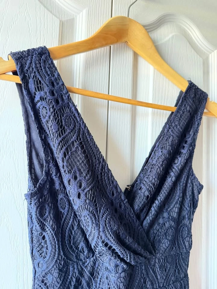 La Chateau Navy Lace Romper - photo 4