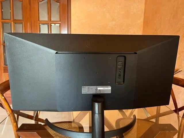LG 29" UltraWide IPS Monitor: 21:9 HDR10 & AMD FreeSync - photo 3