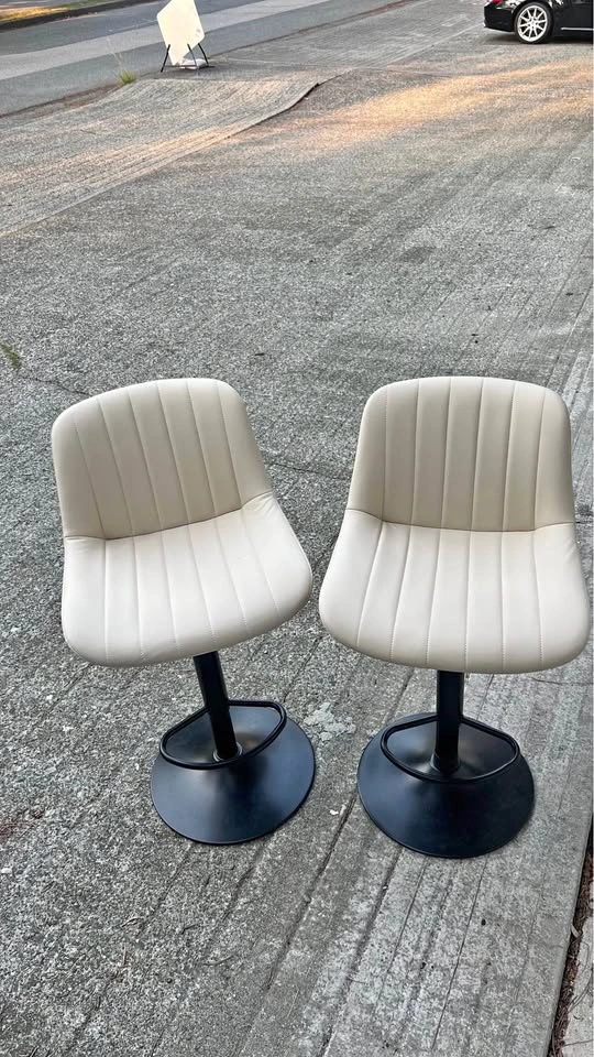 Bar stools