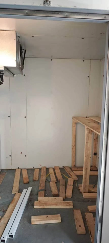 Commercial Walk-In freezer 7*7 feet - photo 4