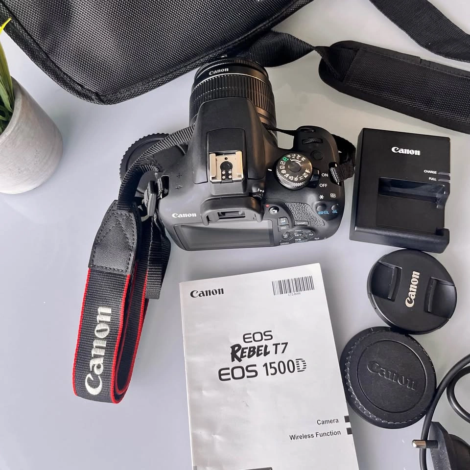 📸 Canon T7 DSLR Bundle — Mint Condition + 18-55mm Kit Lens - photo 3