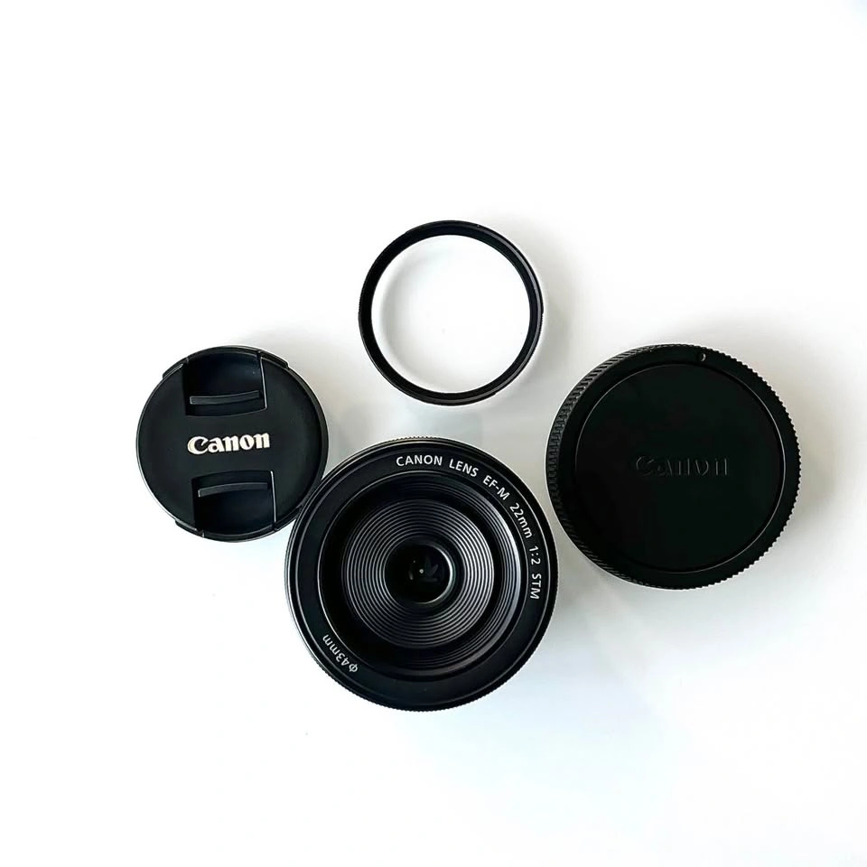 📸 Canon EF-M 22mm f/2 STM Pancake Lens – Mint Condition - photo 2
