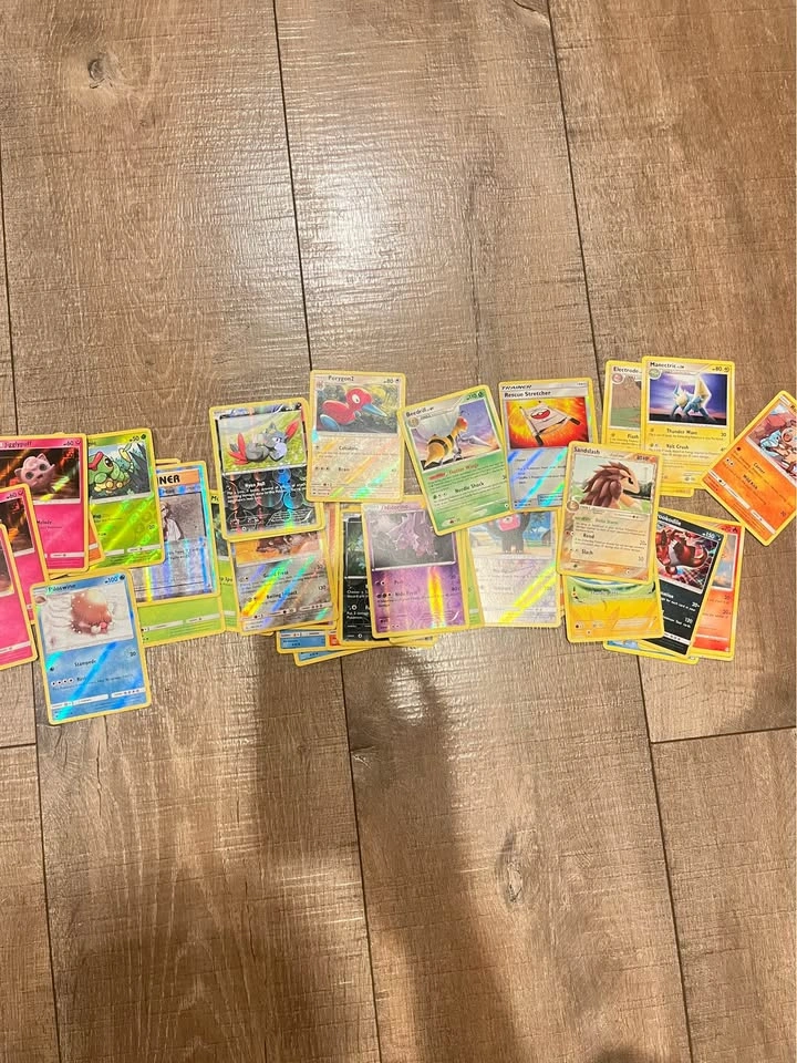 Pokemon Card Collection Lot Diamond And Pearl - Sun And Moon