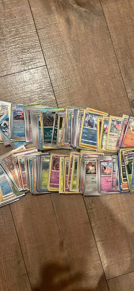 250+ Holos & Reverse Holos Pokemon Cards