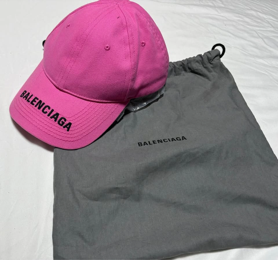 Authentic Balenciaga Cap - photo 2