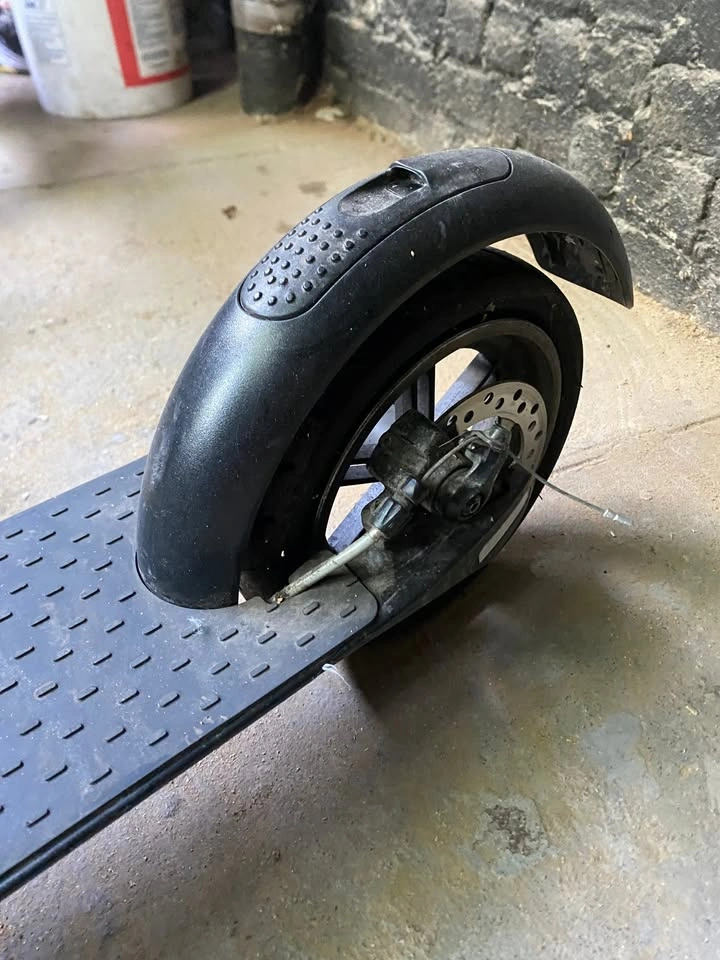 Levy Light Scooter - photo 5