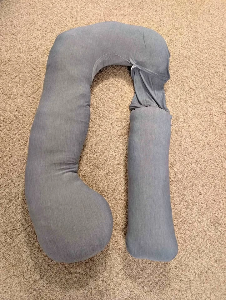 Pregnancy pillow