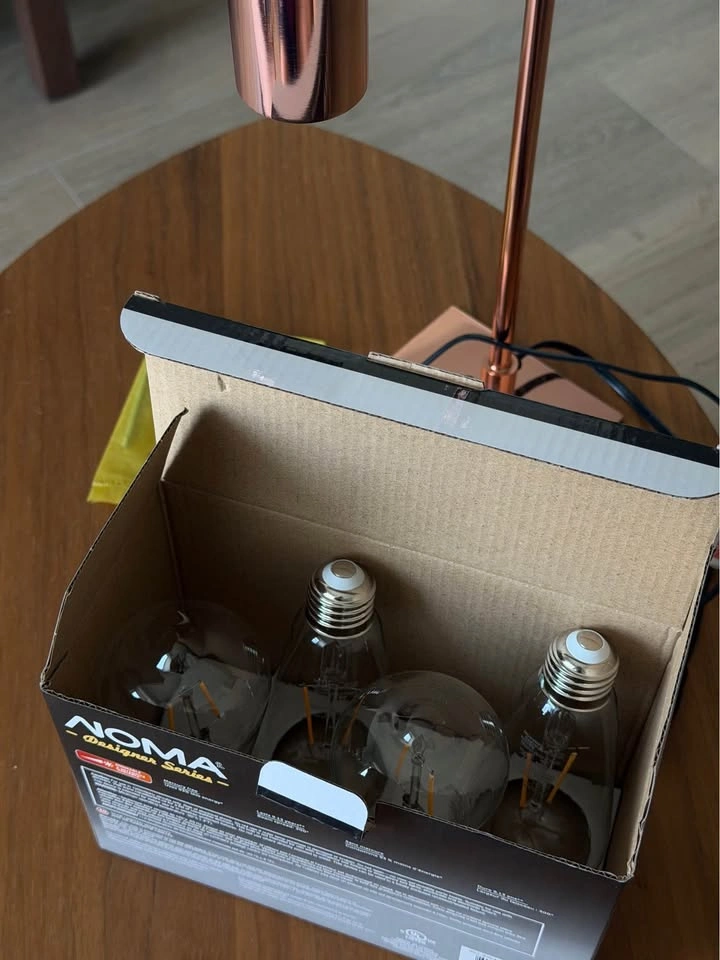Rose Gold Desk Lamp - photo 4