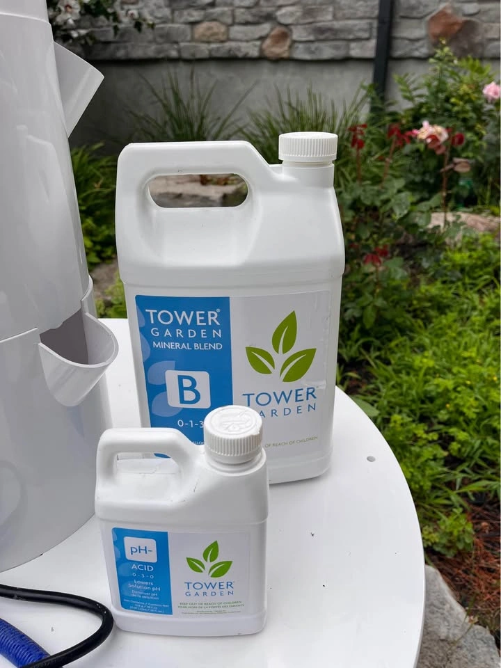 Tower Garden Hydroponic Growing System - photo 4