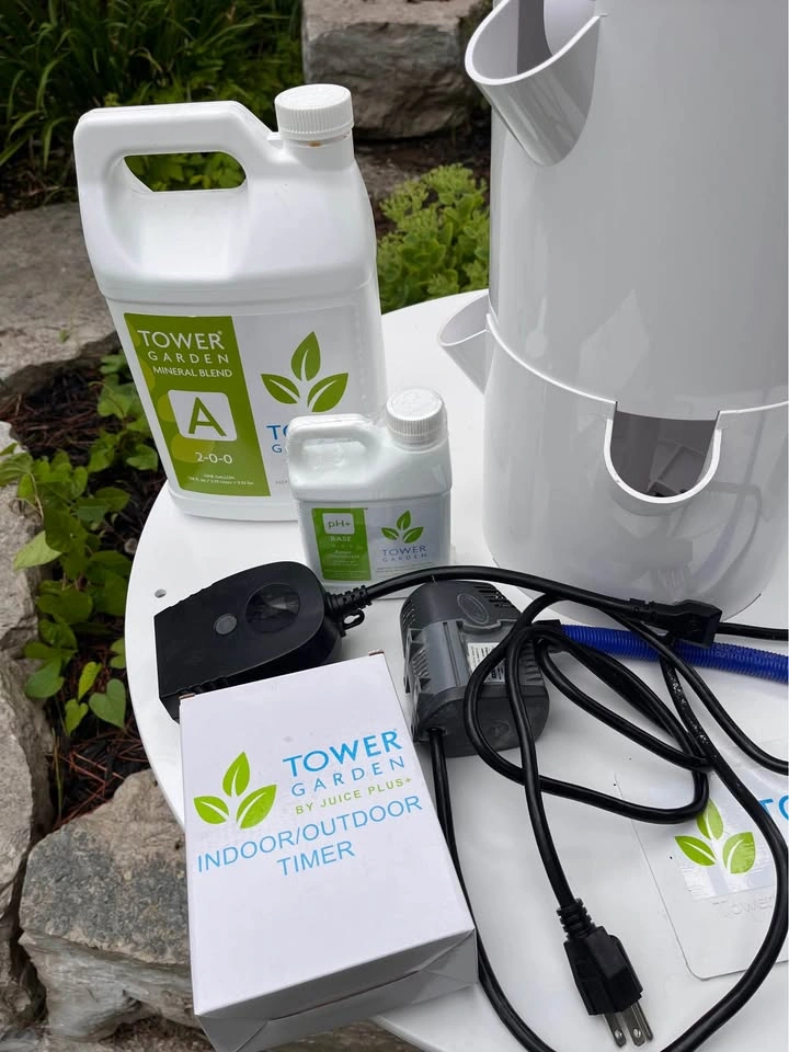 Tower Garden Hydroponic Growing System - photo 5