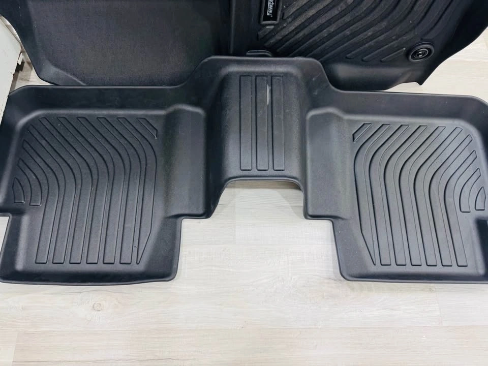 Findway F100 3D All-Weather Floor Mats – Like New - photo 2
