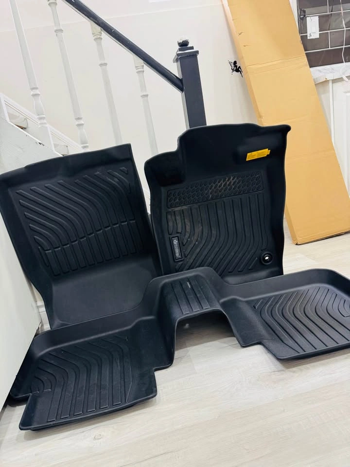 Findway F100 3D All-Weather Floor Mats – Like New - photo 3