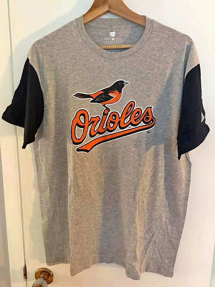 NOS Baltimore Orioles T-Shirt - Size Large. MLB
