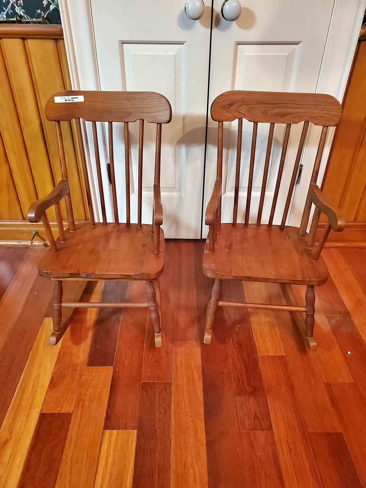 Twin childrens rocking chairs