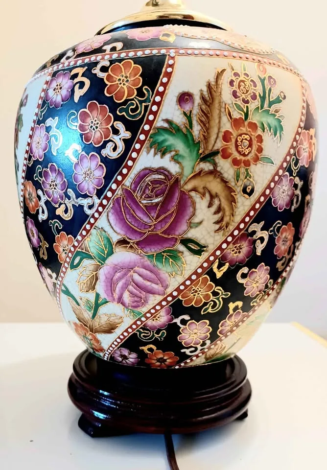 Satsuma Crackled Porcelain Table Lamp image indicator(3)