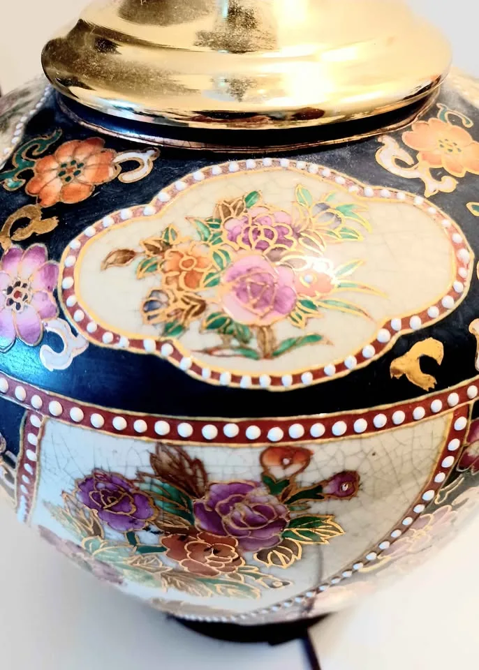 Satsuma Crackled Porcelain Table Lamp image indicator(6)