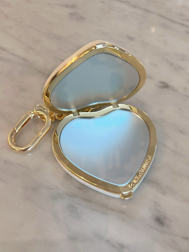 Brand New Dolce & Gabbana Heart Charm Chain Mirror - photo 2