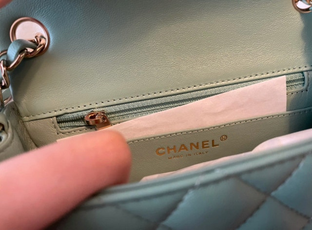 Brand New Mint condition Chanel Lambskin Square Mini - photo 4
