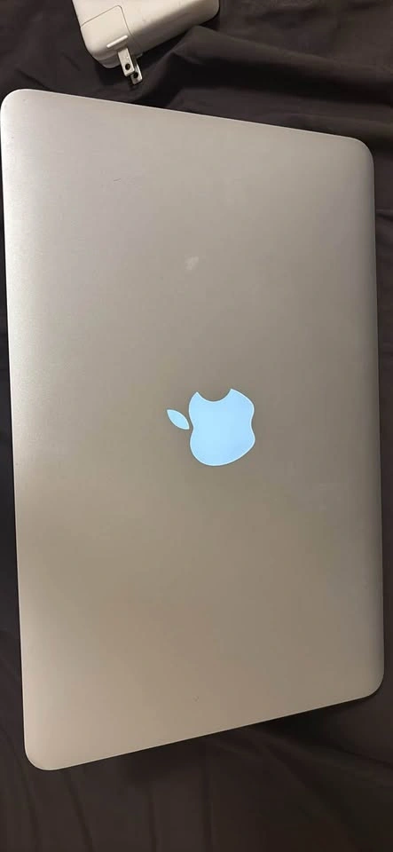 MacBook Air - photo 3