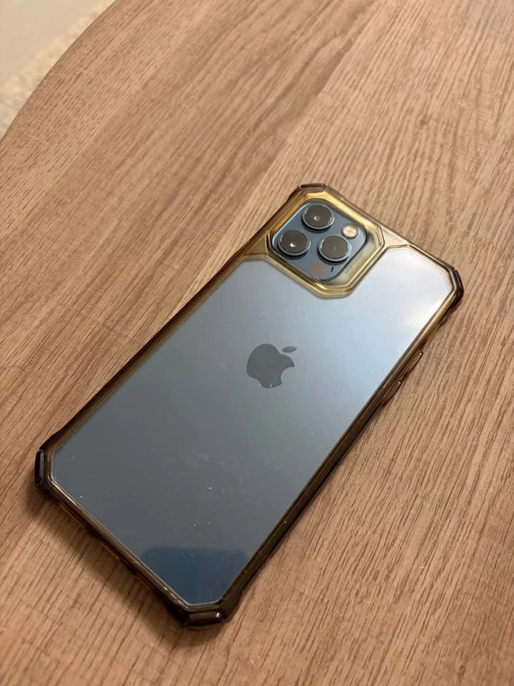 iPhone 12 Pro 128gb - photo 2