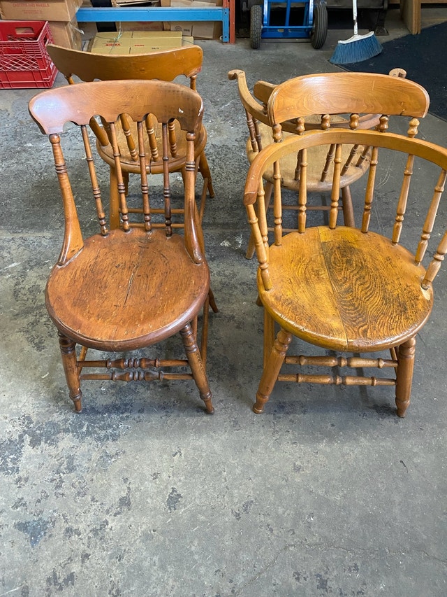 Antique Chairs - photo 2