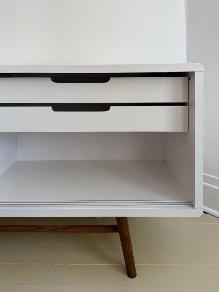 Midcentury Style Sideboard - photo 3