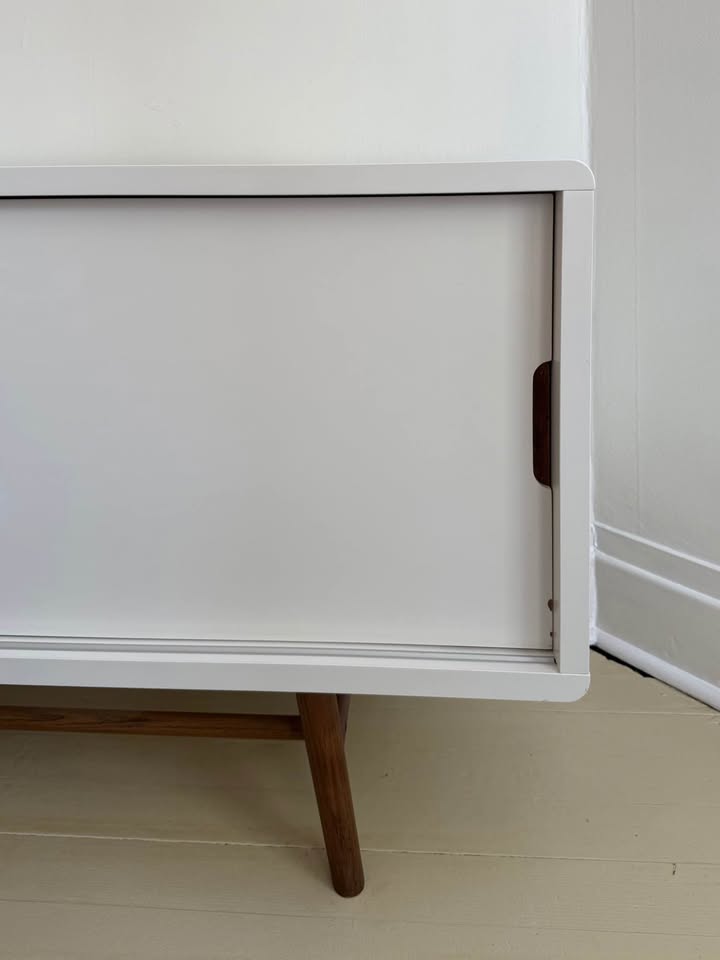 Midcentury Style Sideboard - photo 4