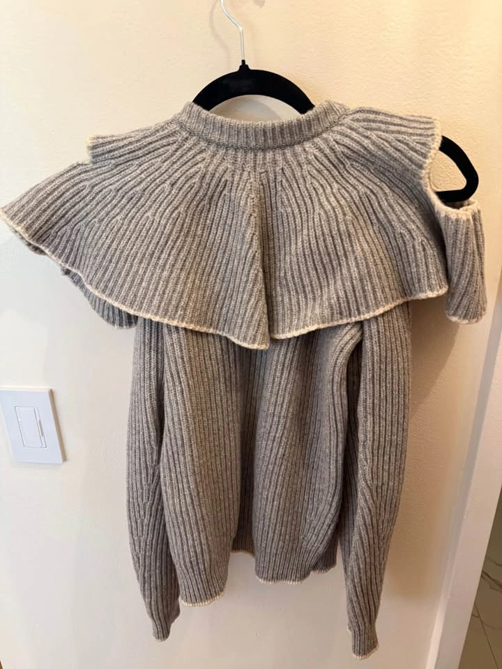 Alexander McQueen Cold Shoulder Ruffle Knit Sweater - photo 3