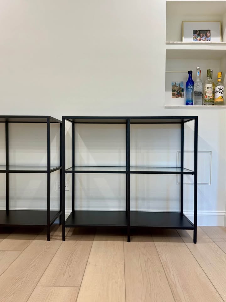 2x Ikea VITTSJÖ Shelf unit, black-brown/glass, 39 3/8x36 5/8 " - photo 2