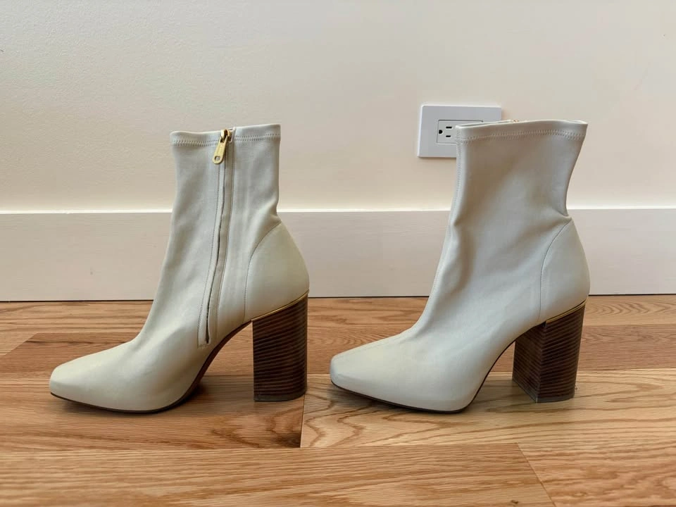 Chloé Leather Block Heel Ankle Boots - photo 3