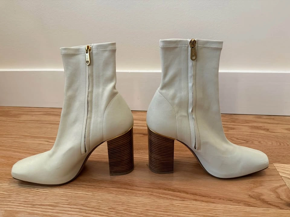 Chloé Leather Block Heel Ankle Boots - photo 4