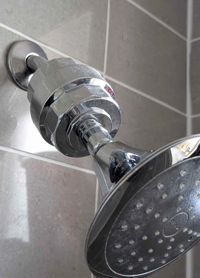 IMMEDIATE /Shower Head Filter with New Replacement Cartridges/ - photo 2